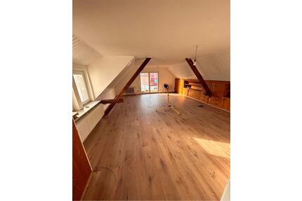 3 Zimmer Wohnung - 800,00&nbsp;EUR Kaltmiete, ca.&nbsp; 103,00&nbsp;m&sup2; in Königsfeld im Schwarzwald (PLZ: 78126)