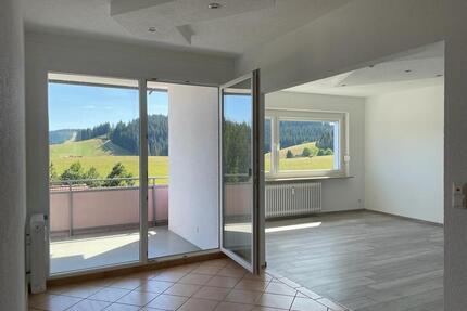 Helle 3-Zimmer-Wohnung mit Balkon und EBK in Furtwangen - Furtwangen im Schwarzwald
