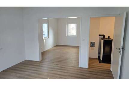 Haus zum Mieten in Oberderdingen 1.450,00 € 134 m²