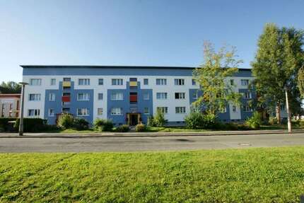 Wohnung zum Mieten in Plauen 358,79 € 55.8 m²
