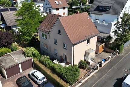 Bad Homburg - Kirdorf: 2-Familienhaus in zentraler und ruhiger Lage!