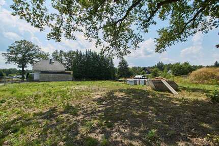 Grundstück zu verkaufen in Kleinleipisch 150.000,00 € 2531 m²