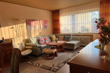 Tolle Kapitalanlage! Helle Wohnung mit Balkon & Tiefgarage - Düsseldorf Stadtbezirk 10