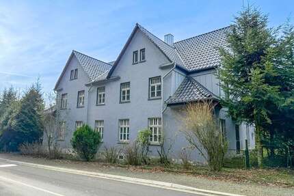 Haus zum Kaufen in Giershausen 197.000,00 € 650 m²