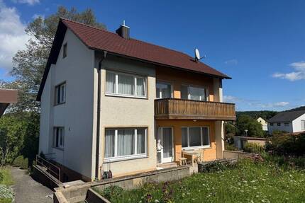 Licht Pur in frei stehender Lage. Gemütliches Einfamilienhaus in Oberdachstetten zu verkaufen