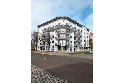 Frisch sanierte 2 Zimmer Wohnung mit zwei Balkonen in Uninähe - Magdeburg