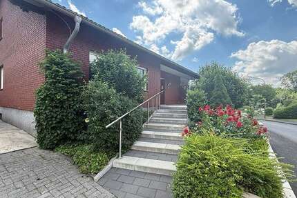 Haus zum Kaufen in Delbrück 375.000,00 € 220.05 m²