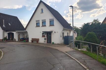 Attraktives Einfamilienhaus mit viel Charme und Potenzial - Dornstetten
