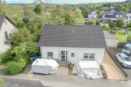 Einladendes Einfamilienhaus mit Ausbaupotenzial im Dachgeschoss *provisionsfrei* - Vettelschoß