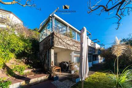 Haus zum Kaufen in Stuttgart 1.800.000,00 € 478 m²