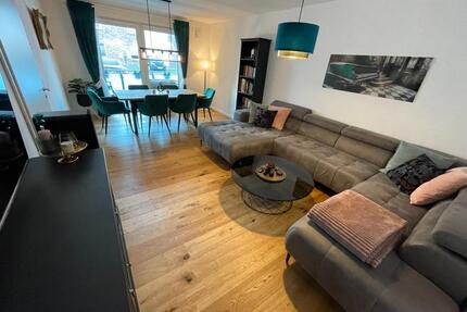 Hochwertige 83,51qm große 3,5 Zimmer Wohnung inkl. 2 Stellplätzen - Bad Bramstedt