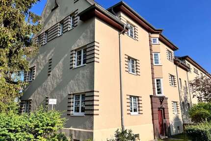 Wohnung zum Kaufen in Plauen 125.000,00 € 235.1 m²