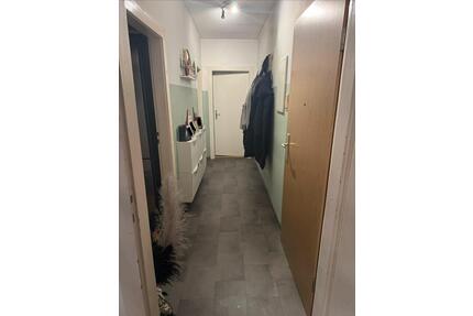 Gemütliche 2 Raumwohnung, ideal für Singles - Eisenhüttenstadt