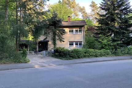 Bestlage Erlangen Sieglitzhof - freistehendes, renoviertes Einfamilienhaus - Buckenhof