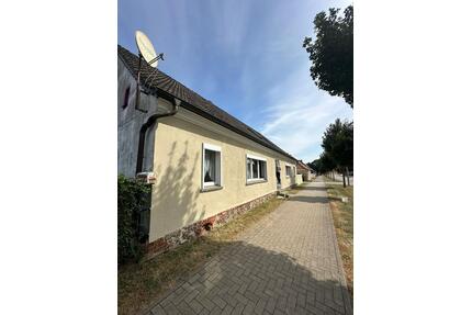 Mehr Generationenhaus - 218.000,00&nbsp;EUR Kaufpreis, ca.&nbsp; 251,00&nbsp;m&sup2; in Seelow (PLZ: 15306)