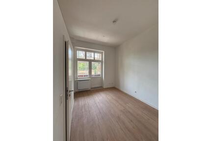 Stilvolles Single-Apartment in renoviertem Zustand I Balkon I EBK - Leipzig Altwest