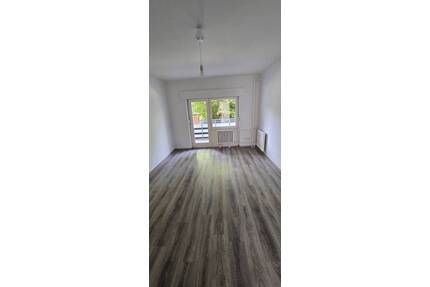 Erdgeschosswohnung mit Balkon.. - Duisburg Mittelmeiderich