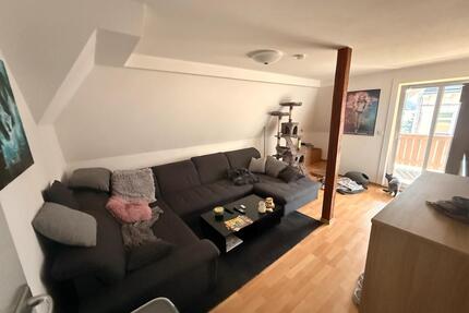 2-Raum Dachgeschoss mit Balkon ab 1.7.26 - Frankenberg (Sachsen)