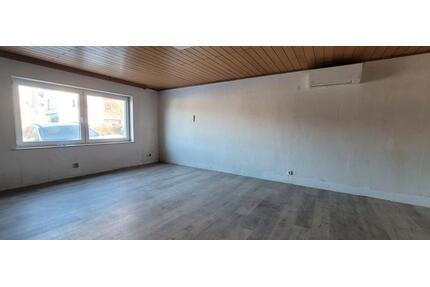 Ebenerdige Wohnung in Lautzenbrücken - Hof
