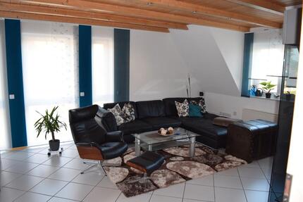 Helle Wohnung mit Garten zu vermieten 140 qm - Altenmünster