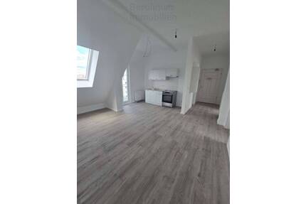 Erstbezug nach Ausbau - Moderne 3-Zimmer-Wohnung mit 2 Balkonen - Berlin Reinickendorf