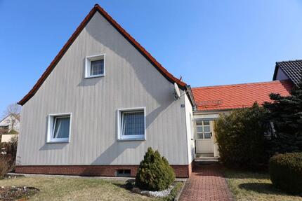 Haus zur Miete mit großem Garten und Garage WG möglich - Selb