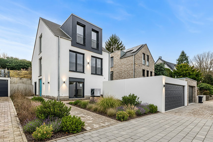 Haus zum Kaufen in Mülheim an der Ruhr 999.999,00 € 190 m²