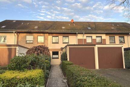 PURNHAGEN-IMMOBILIEN - Bremen-Aumund - geräumiges Reihenmittelhaus in guter u. zentrumsnaher Lage - Bremen / Aumund Schönebeck