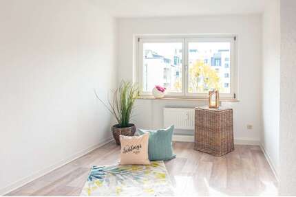 Wohnung zum Mieten in Chemnitz 352,00 € 64 m²