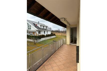 Gepflegte 4-Zimmer-Wohnung mit Balkon im 1. OG in Filderstadt