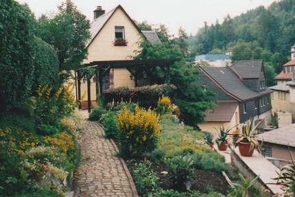 Haus zum Kaufen in Tettau 75.000,00 € 125 m²