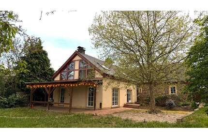 Haus zum Kaufen in Bennewitz 650.000,00 € 230 m²