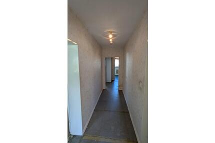 3-Zimmer Wohnung mit Balkon und Keller - Bremen Gröpelingen