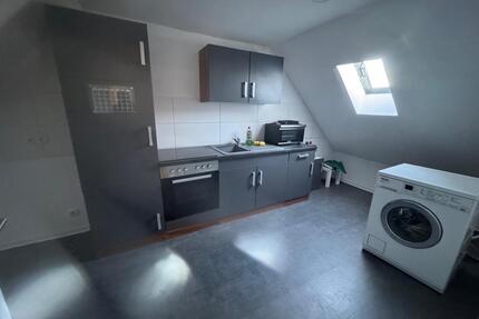 Hobbyraum LUDWIGSHAFEN - 700,00&nbsp;EUR Kaltmiete, ca.&nbsp; 45,00&nbsp;m&sup2; in Ludwigshafen am Rhein (PLZ: 67071) Ludwigshafen-Oggersheim