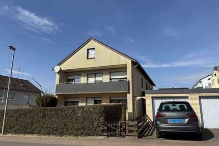 Haus zum Kaufen in Brakel 350.000,00 € 240 m²