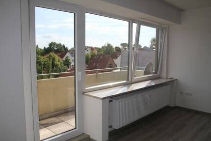 Große helle 2 Zimmer Wohnung, 94 m², mit Fahrstuhl und neuem Bad - Rotenburg