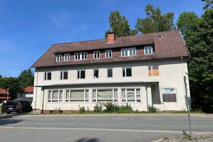 Haus zum Kaufen in Clausthal-Zellerfeld 195.000,00 € 786 m²