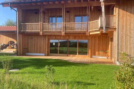 Hochwertige 2 Zimmer Gartenwohnung Holzhaus m. Bergblick - Traunreut Arleting