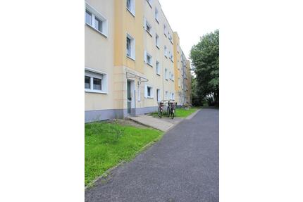 VIVAWEST modernisiert Ihre neue Wohnung. - Moers Rheinkamp