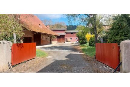 Dreiseitenhof, Resthof, Hofstelle, Pferdehof - Edertal