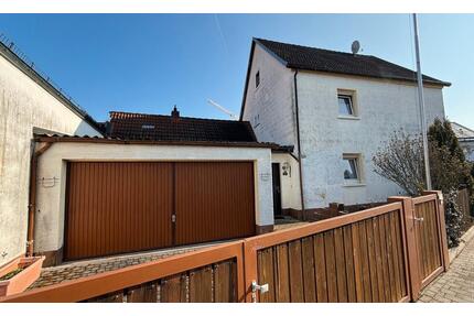 Willkommen in einem Haus mit Geschichte ! - Karlstein am Main