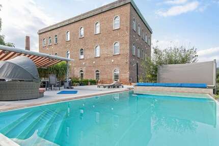 Haus zum Kaufen in Schiesheim 850.000,00 € 287 m²