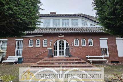 Großzügig Arbeiten & Wohnen im begehrten Achim-Bierden + Garagen + Büro +Vollkeller+ div. Nebenräume