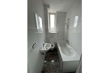 Wohnung zum Mieten in Ludwigshafen 760,00 € 455 m²