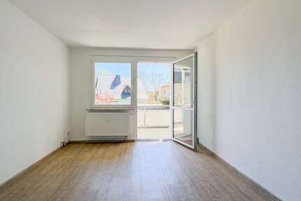Wohnung zum Mieten in Jößnitz 310,00 € 56.5 m²