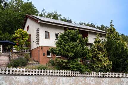 Haus zum Kaufen in Schiesheim 235.000,00 € 167 m²