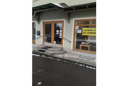 Laden- Gewebefläche - 720,00&nbsp;EUR Kaltmiete, ca.&nbsp; 6,00&nbsp;m&sup2; in Oberviechtach (PLZ: 92526)