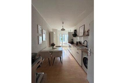 Lichtdurchflutete Wohnung im beliebten Stadtteil Golzheim ! - Düsseldorf Stadtbezirk 5