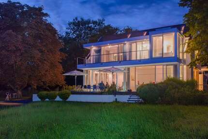 Haus zum Kaufen in Willich 1.790.000,00 € 453.4 m²