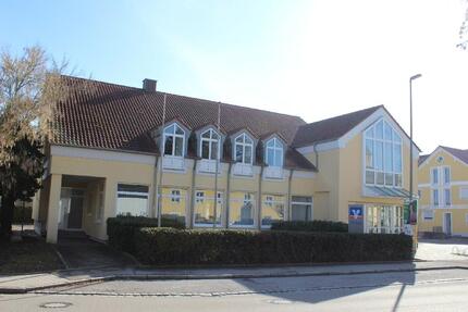 Bürofläche im EG in zentraler Lage im ehemal. Bankgebäude von Nordendorf